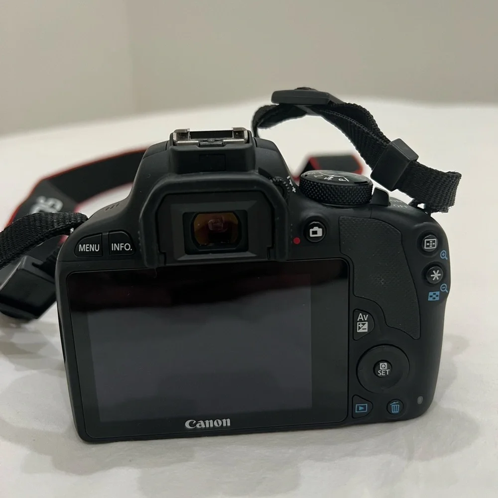EOS REBEL SL1